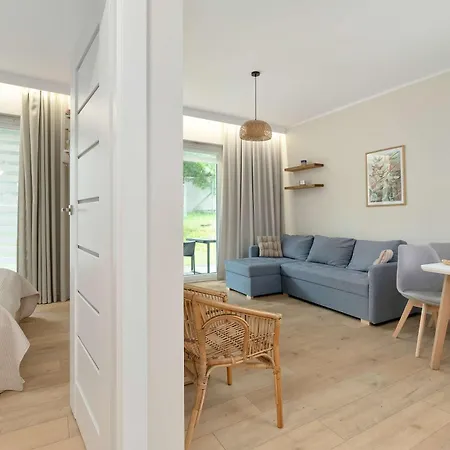 Cosy In With Garden And Parking By Renters Apartamento